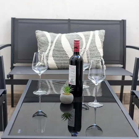 Σπίτι διακοπών Charming Townhouse With Modern Comforts Σλιέμα