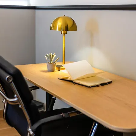 Charming Townhouse With Modern Comforts Σλιέμα