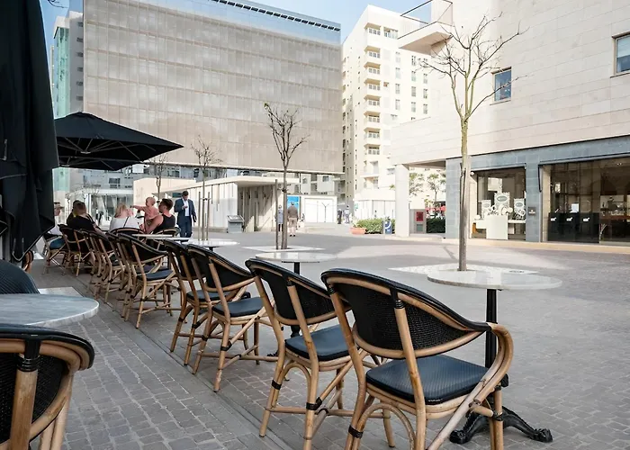 بيت للعطل Charming Townhouse With Modern Comforts