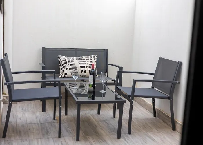 Charming Townhouse With Modern Comforts * سليمة