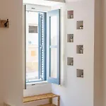 Σπίτι διακοπών Charming Townhouse With Modern Comforts