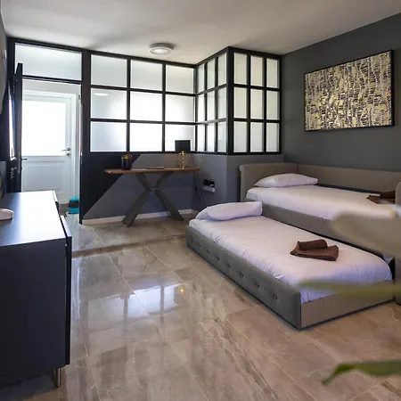 Casa de Férias Charming Townhouse With Modern Comforts Sliema