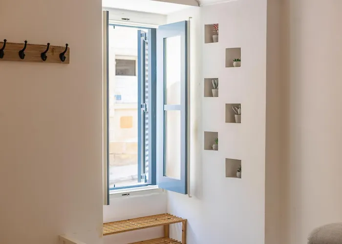 別荘 Charming Townhouse With Modern Comforts