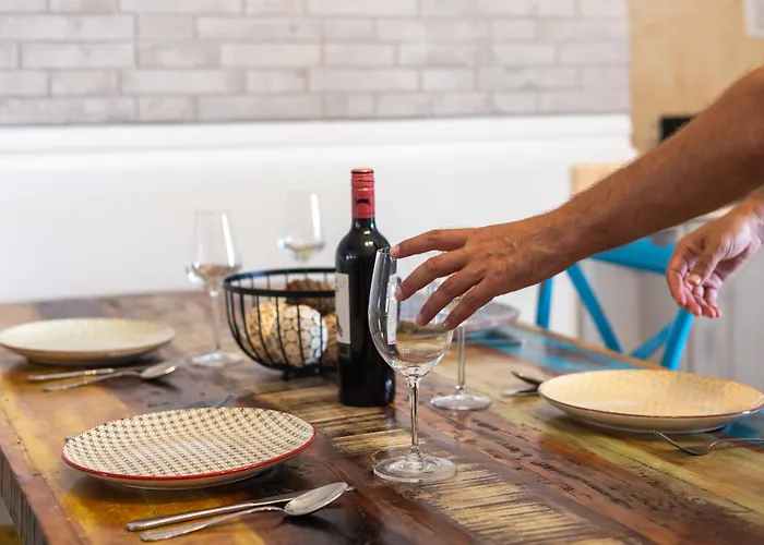 別荘 Charming Townhouse With Modern Comforts *